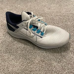 Nike Air Zoom Pegasus 38 Men's Running Shoe 11.5